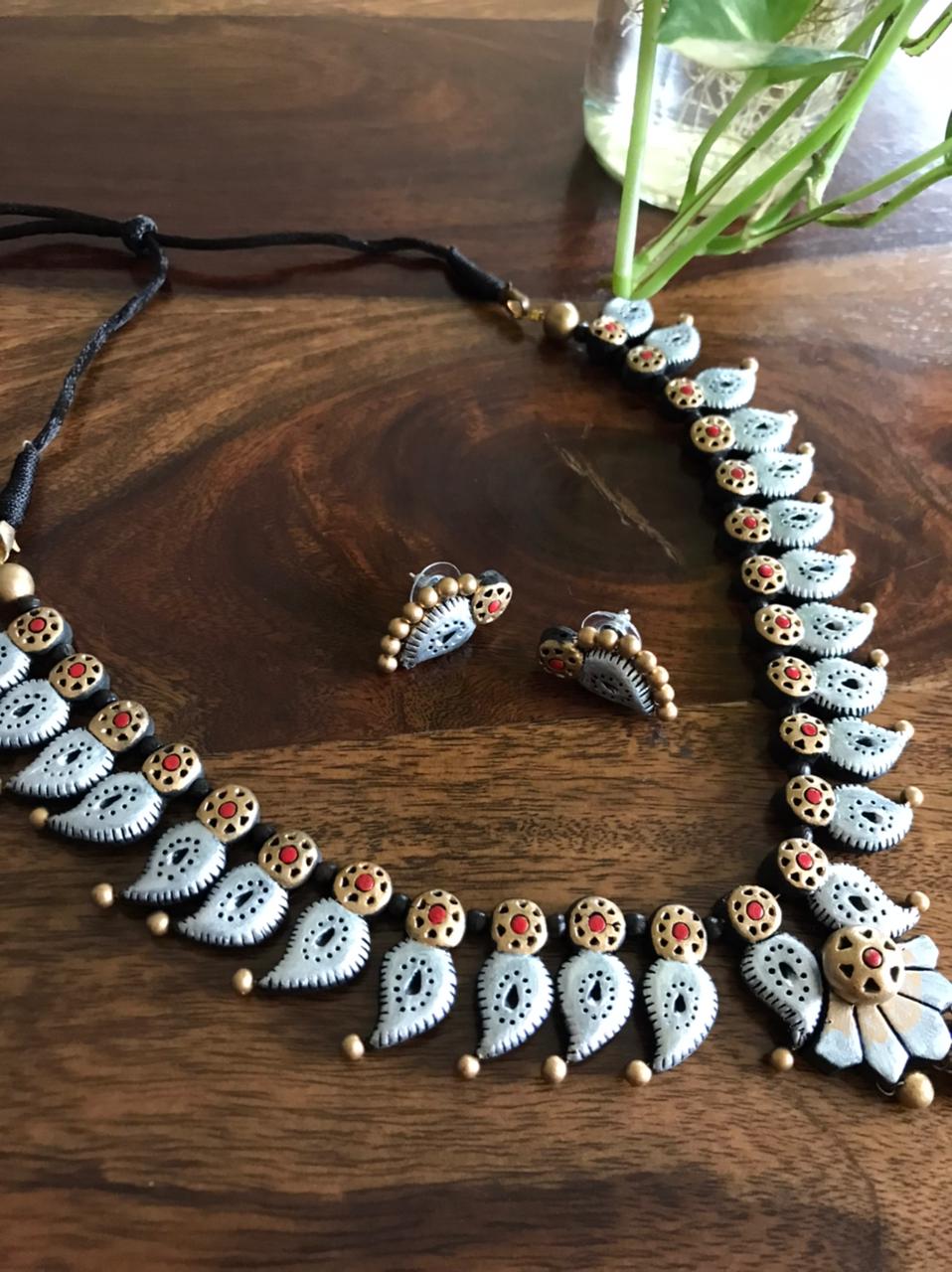 Terracotta Handcrafted Neckpiece with Earrings - Silver and Gold
