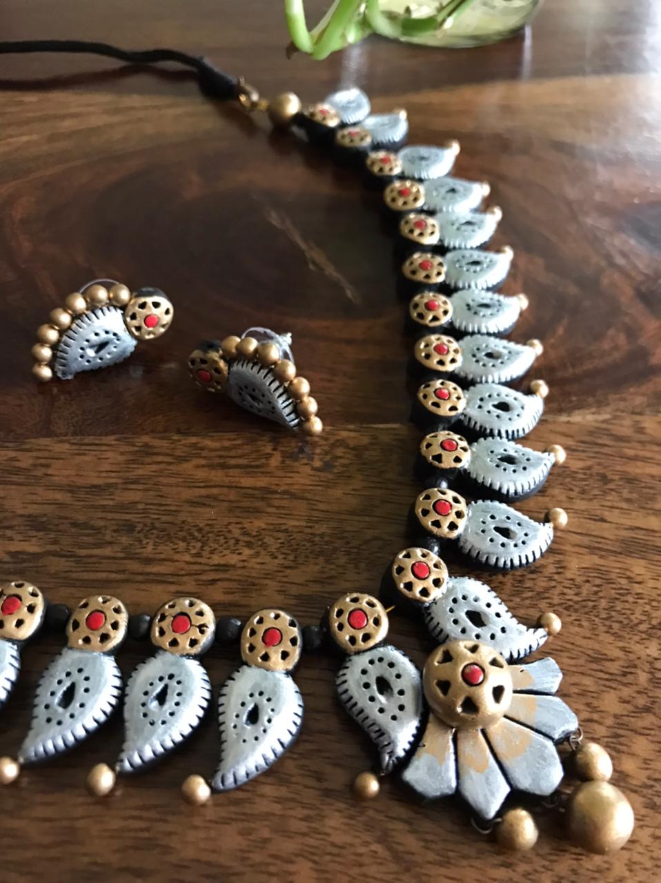 Terracotta Handcrafted Neckpiece with Earrings - Silver and Gold