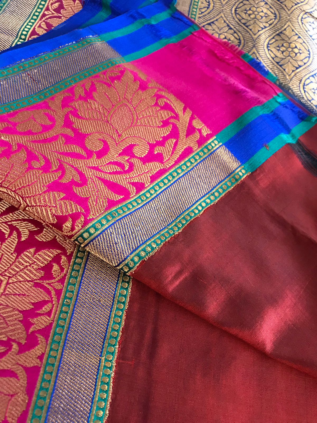 Pure Handloom Banarasi Katan Silk saree - Maroon