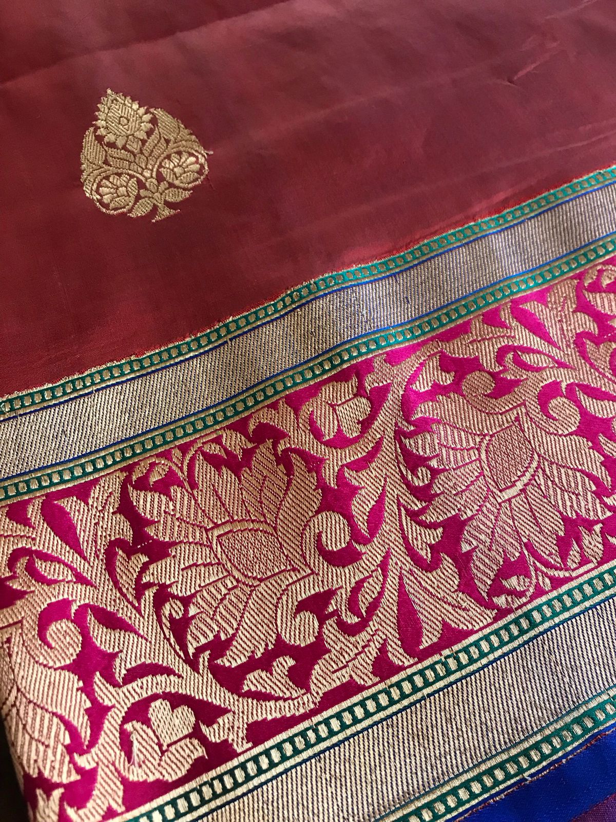 Pure Handloom Banarasi Katan Silk saree - Maroon