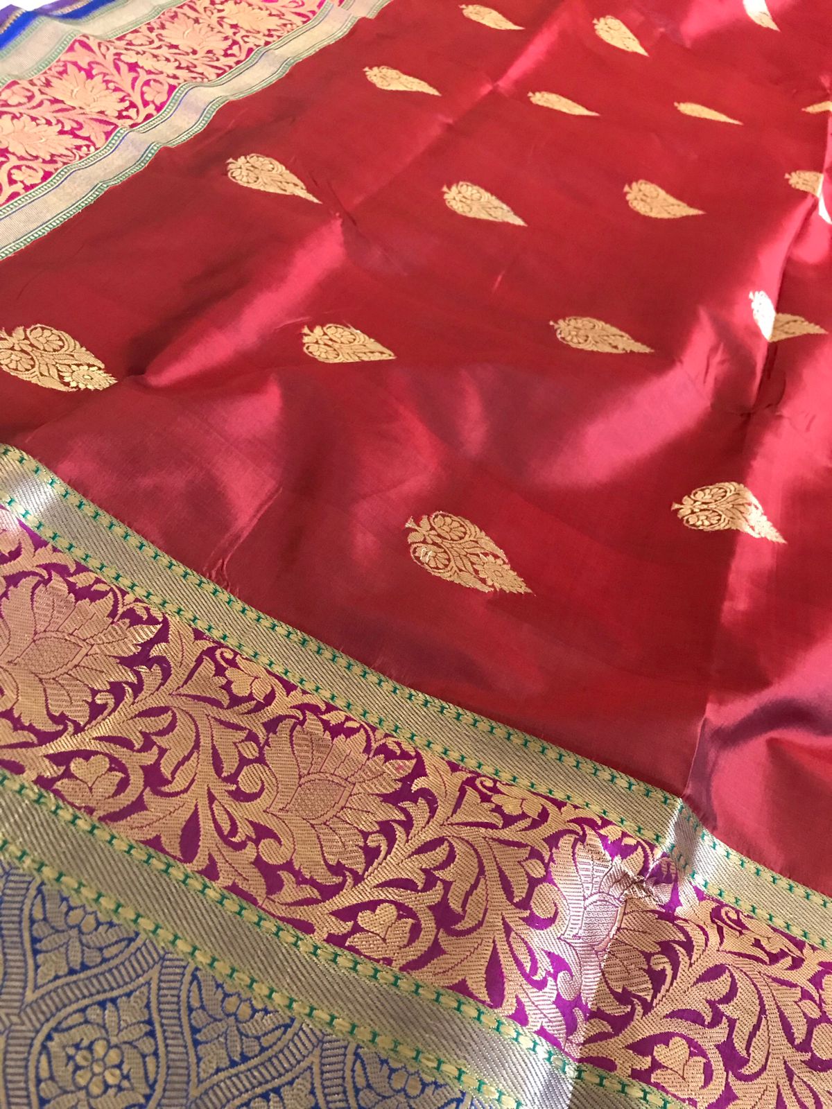 Pure Handloom Banarasi Katan Silk saree - Maroon
