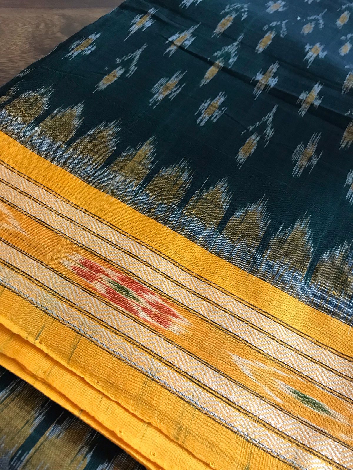 Sambhalpuri Green-Yellow Pure Cotton Handwoven Saree