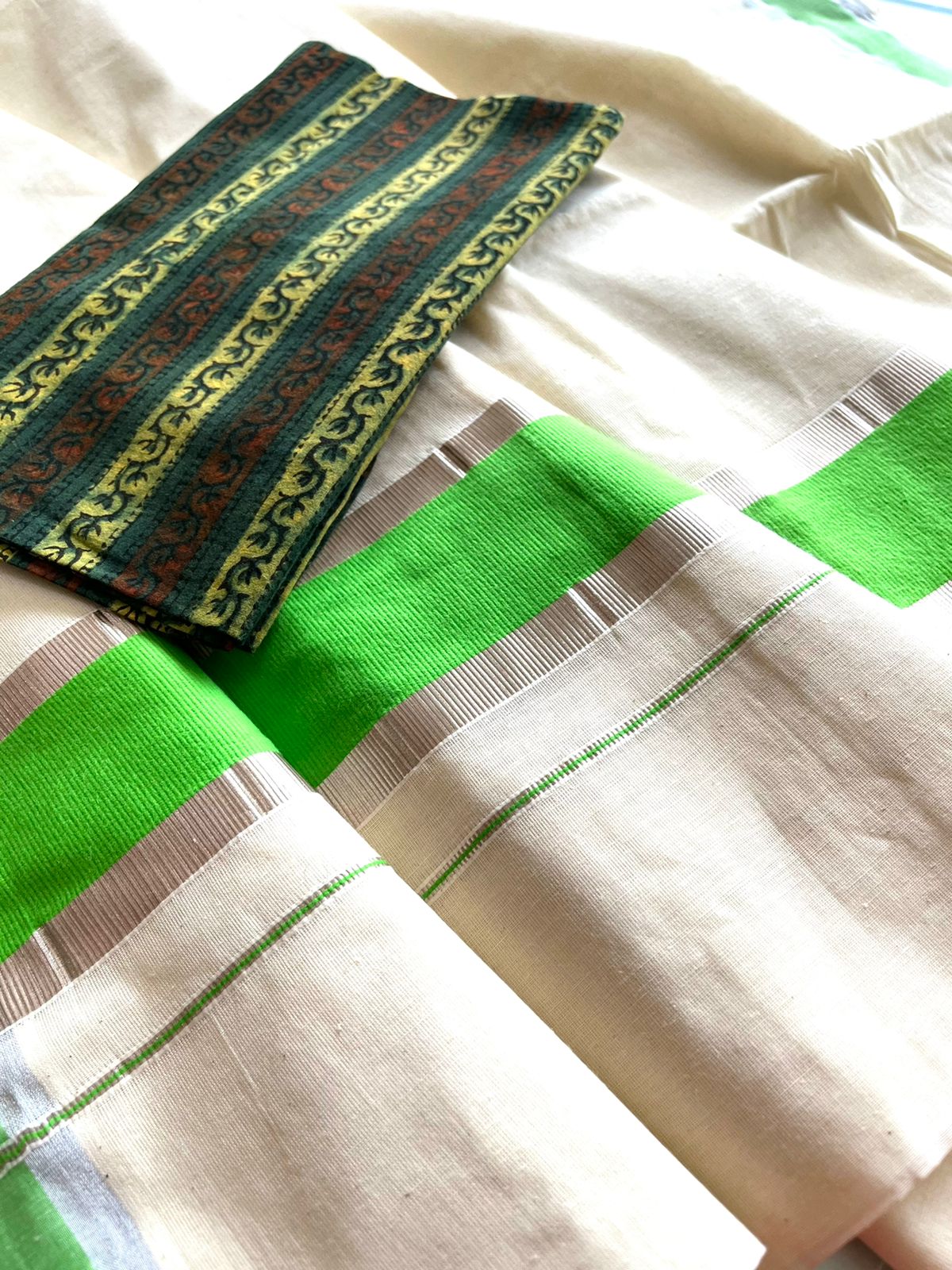 Pure cotton Kasavu Weave Saree