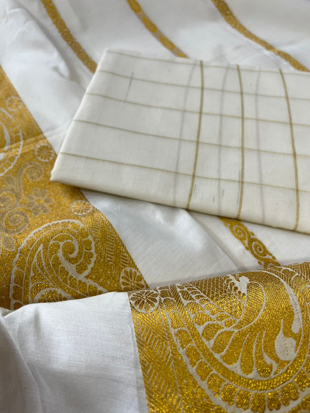 Pure cotton Kasavu Suits