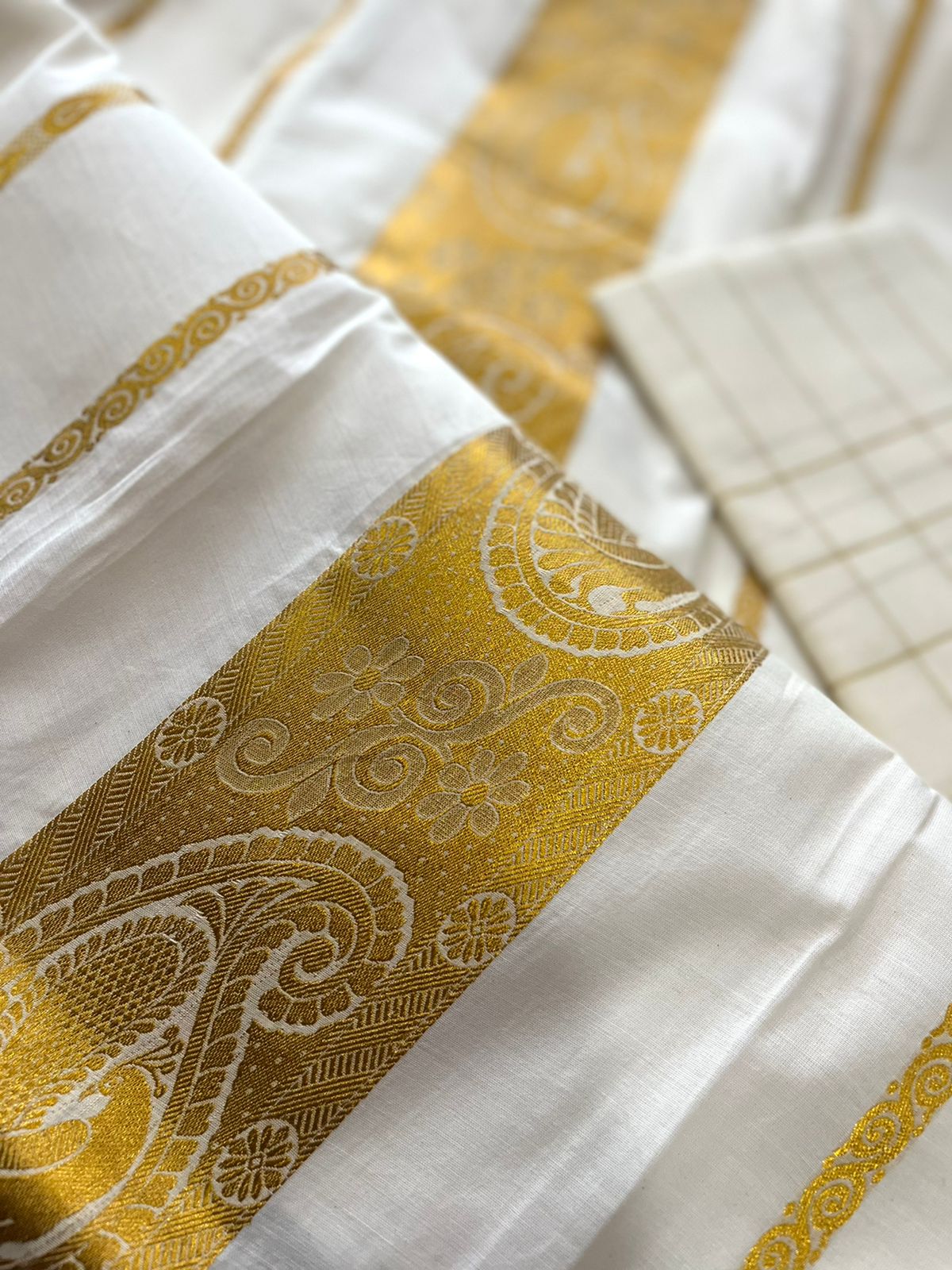 Pure cotton Kasavu Suits