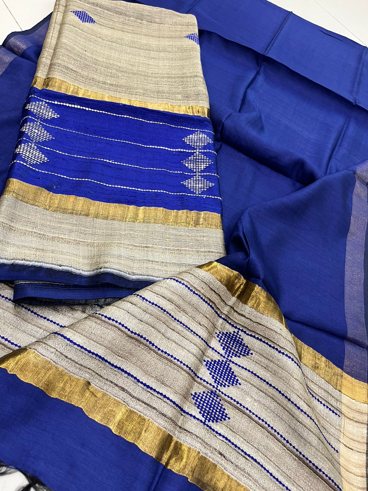 Pure Silk Handwoven suit with buttis - Beige and Blue