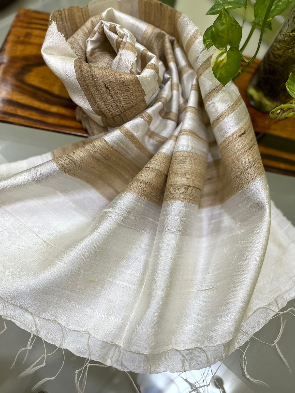Vibrant pure Raw Silk Stole - striped - Pearl White