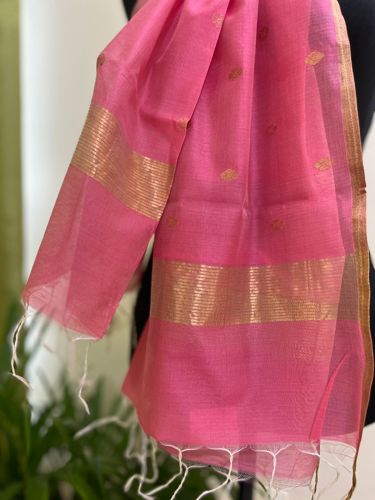 Chanderi Silk Handwoven Stole with zari motifs - Pink