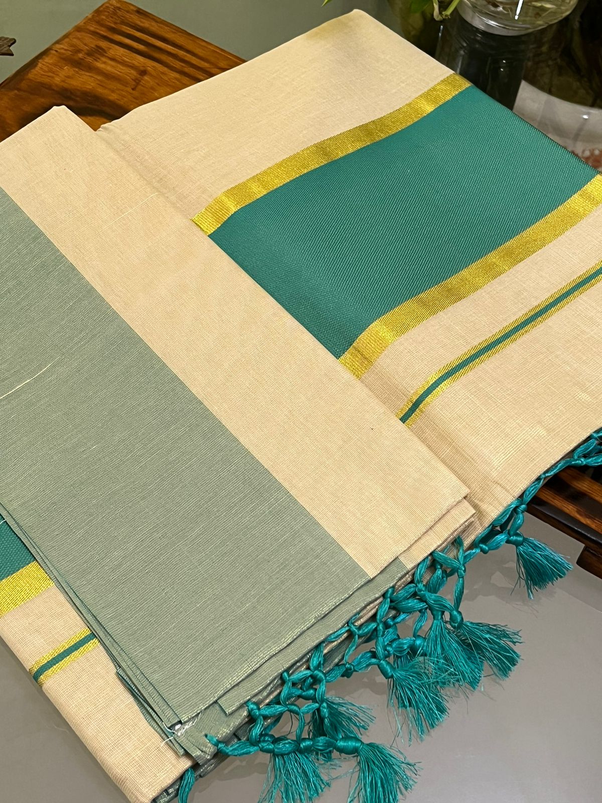 Pure cotton Tissue Kasavu Weave Saree