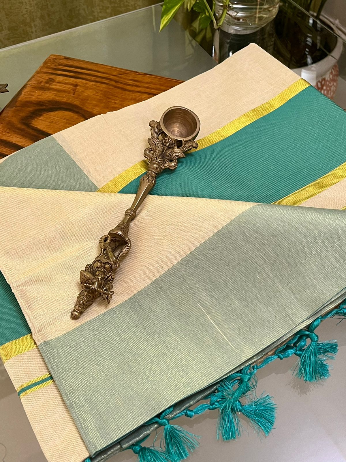 Pure cotton Tissue Kasavu Weave Saree