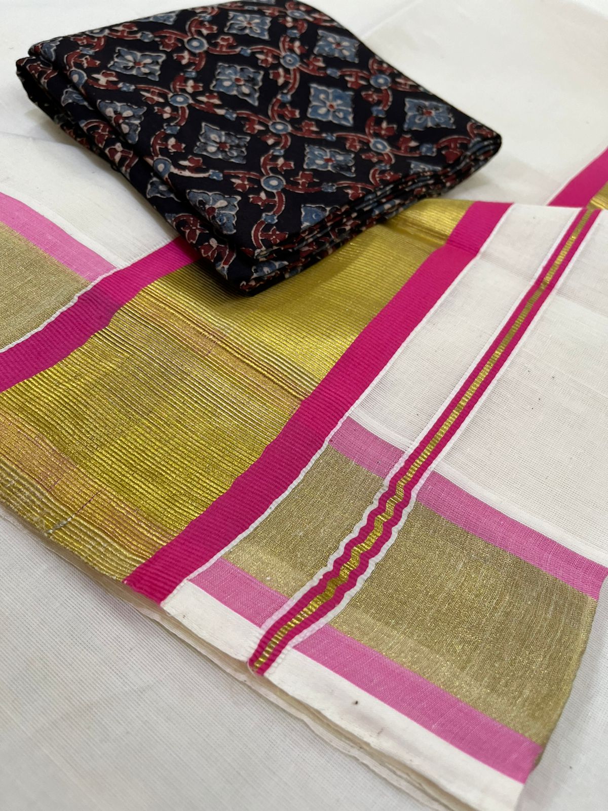 Pure cotton Kasavu Weave Saree
