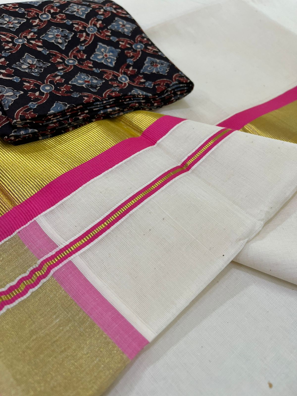Pure cotton Kasavu Weave Saree