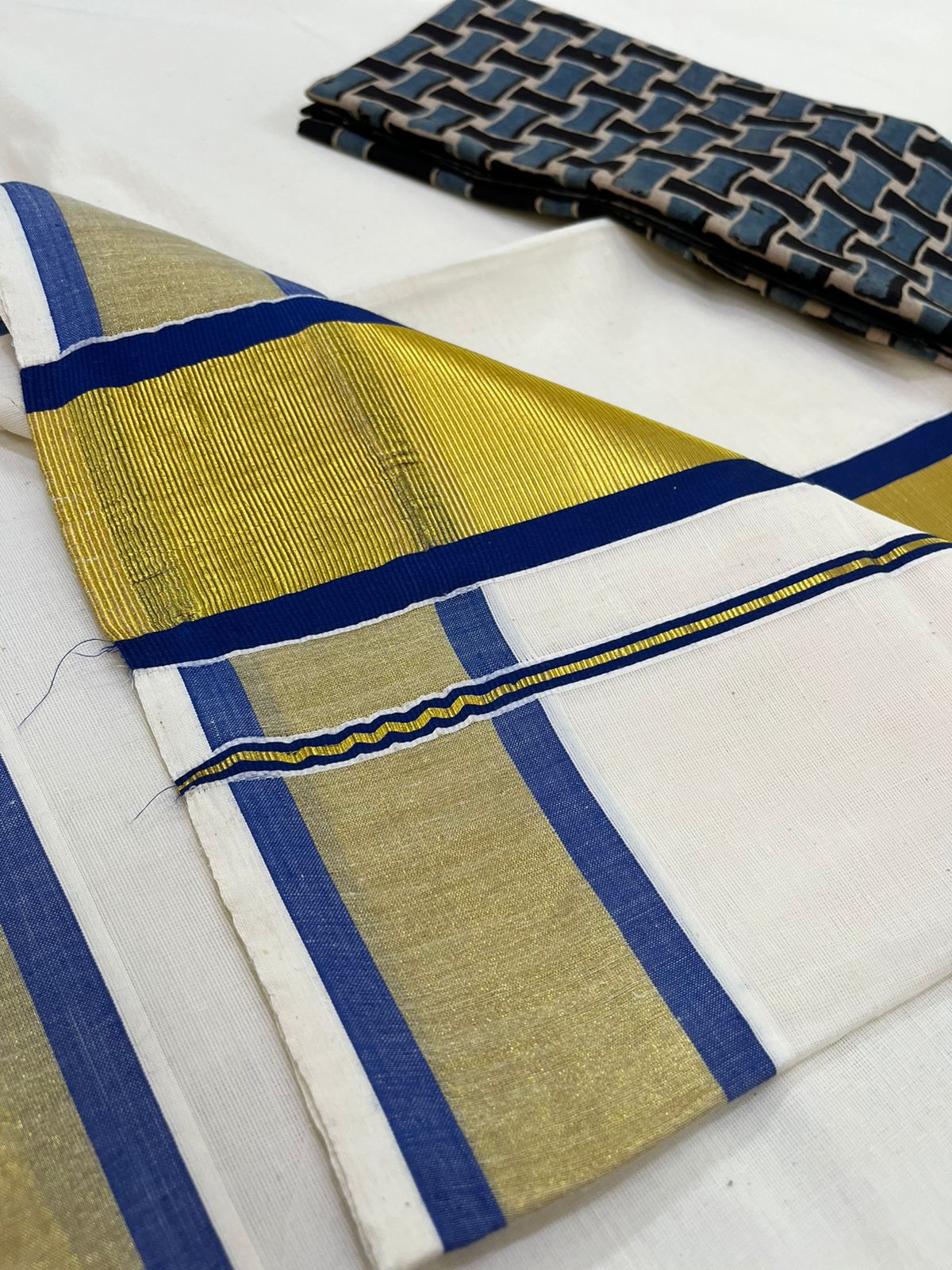 Pure cotton Kasavu Weave Saree