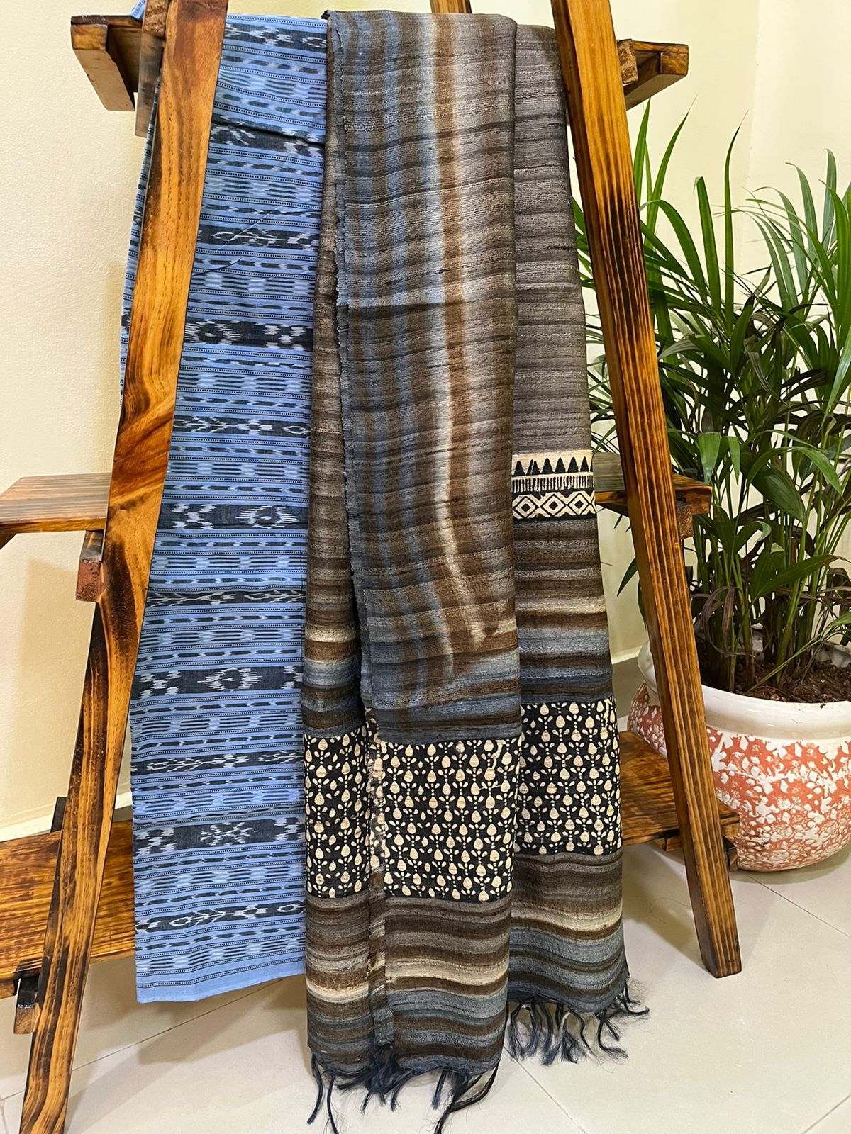 Pure cotton Sambhalpuri Kurta paired with Pure Silk Dupattas