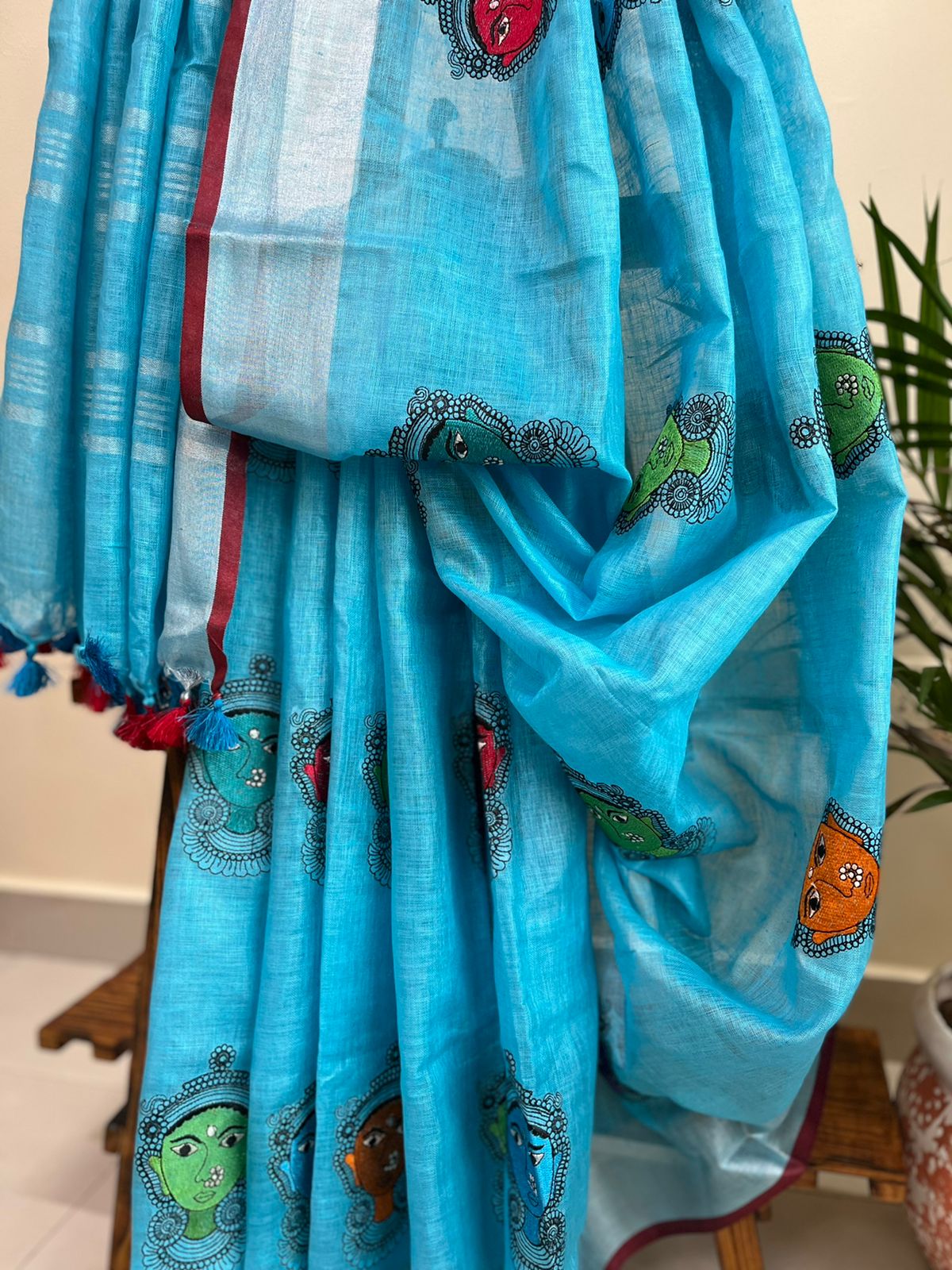 Beautiful handloom linen saree - Sky Blue