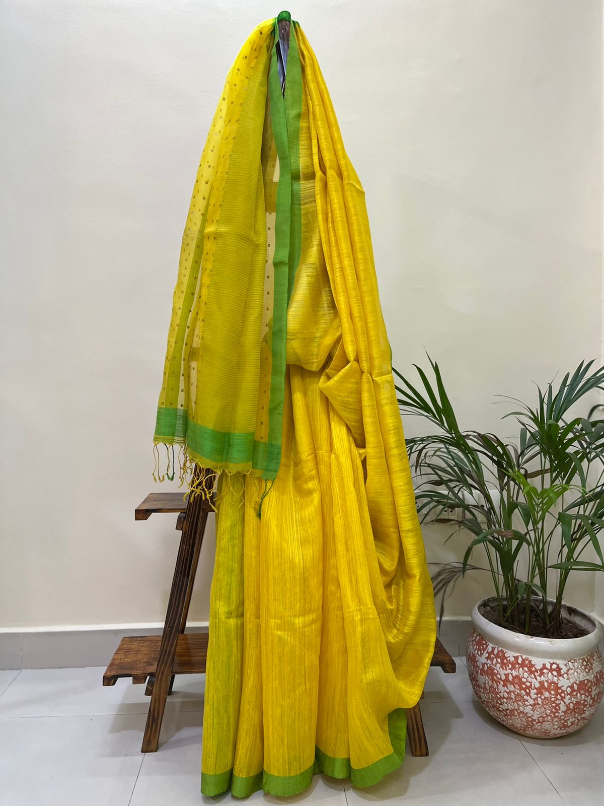 Beautiful Pure Matka Silk Saree - Yellow and Lime Green