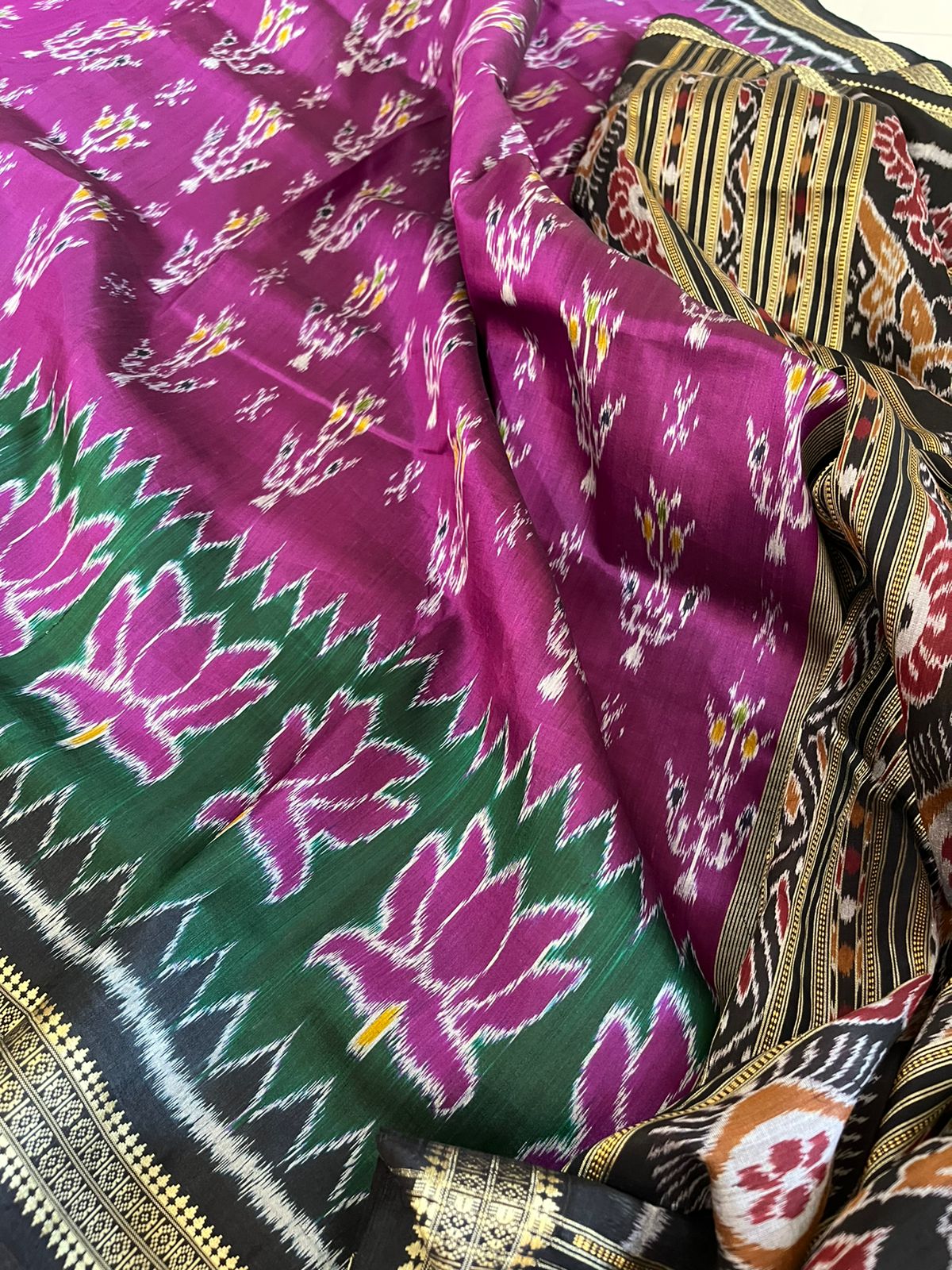 Handwoven Pure Silk Sambhalpuri Bandha Saree - Purple