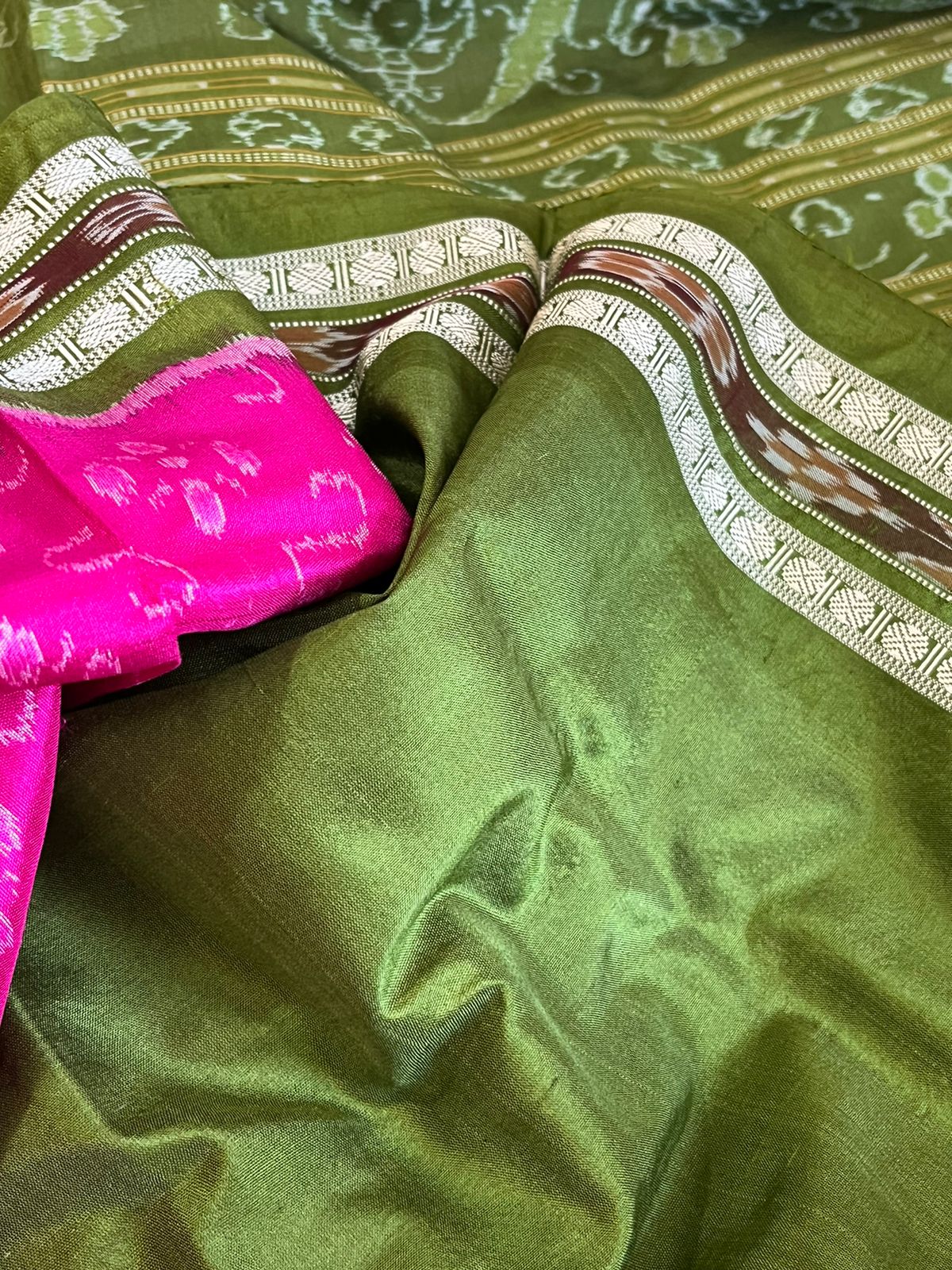 Handwoven Pure Silk Sambhalpuri Bandha Saree - Pink and Green