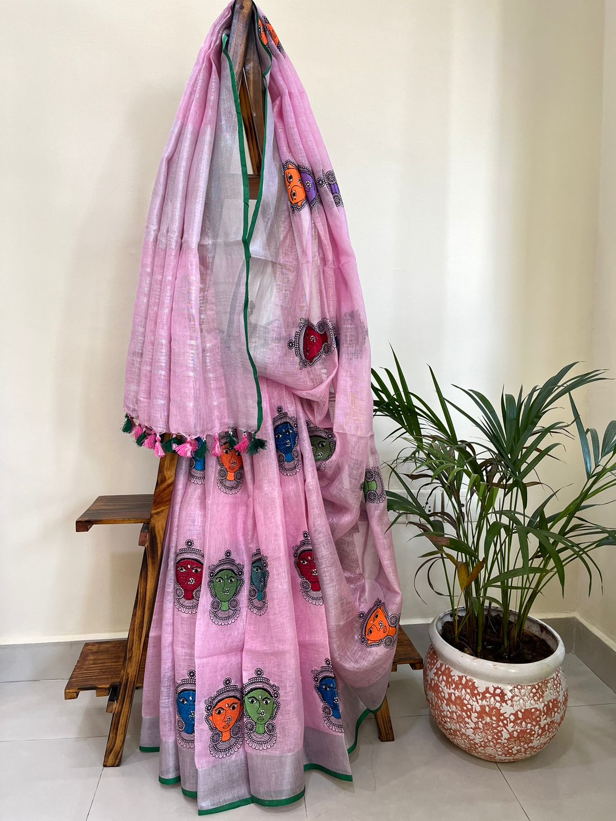 Beautiful handloom linen saree - Light Pink