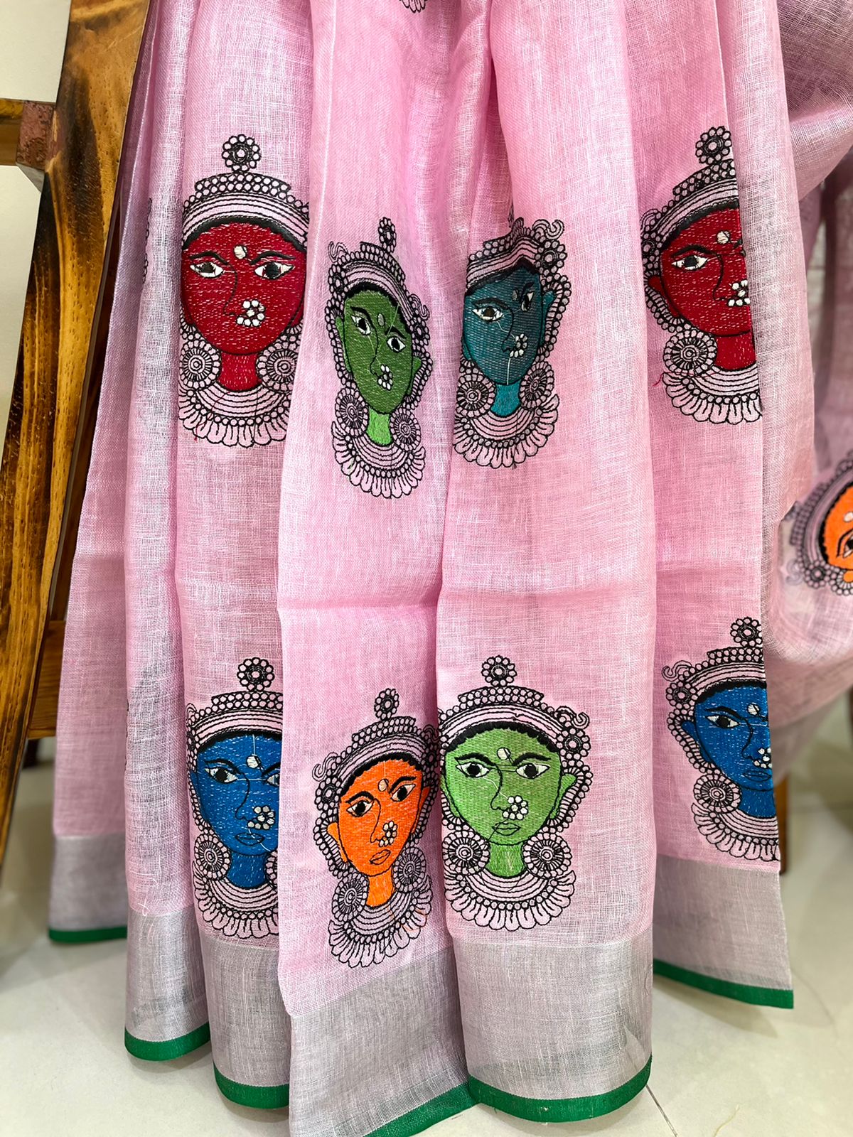 Beautiful handloom linen saree - Light Pink