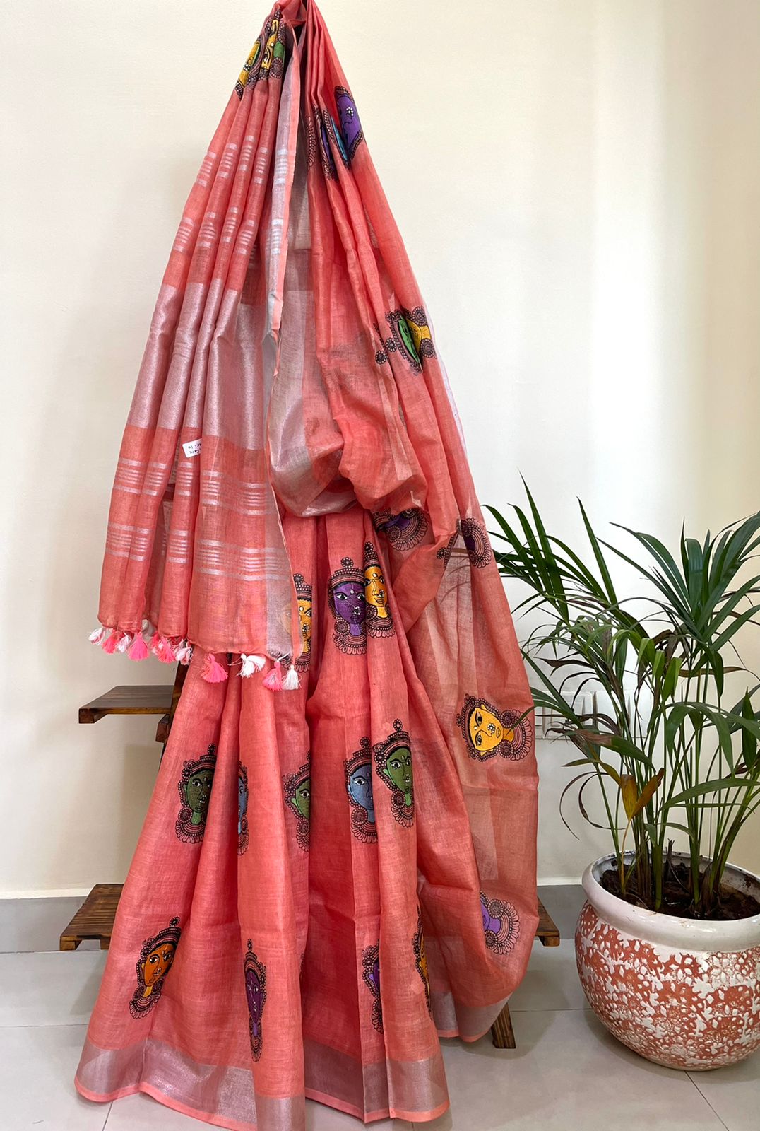 Beautiful handloom linen saree - Peach
