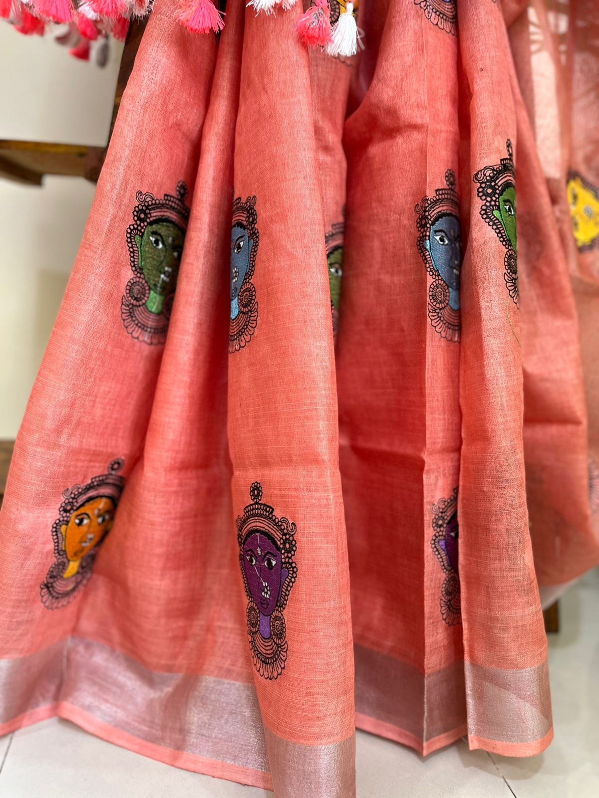 Beautiful handloom linen saree - Peach