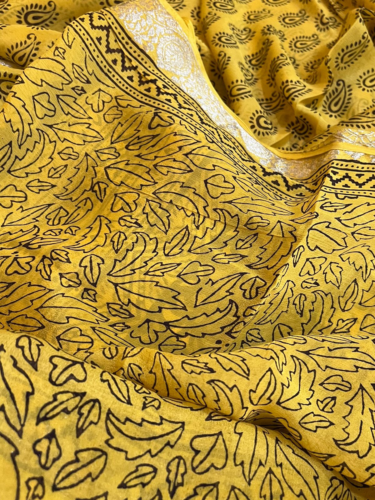 Beautiful chiffon Saree with traditional Bagh handblock print
