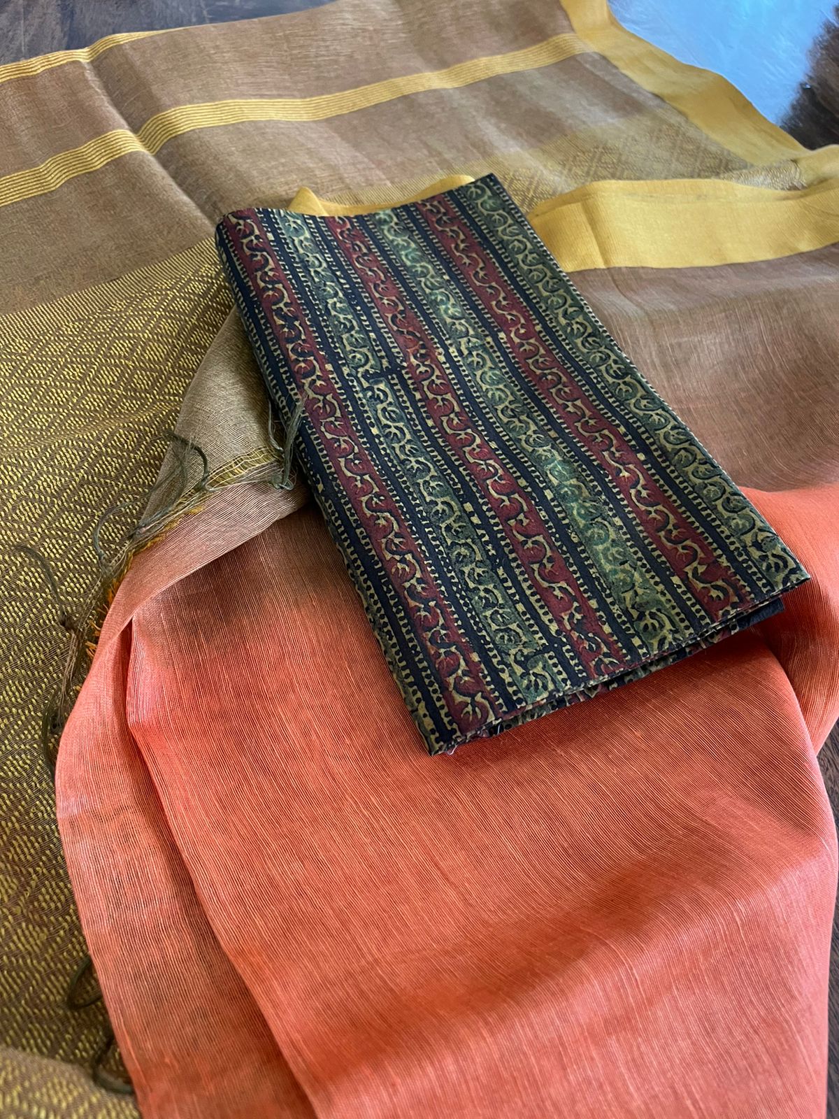 Pure Linen Tussar Saree with woven palla
