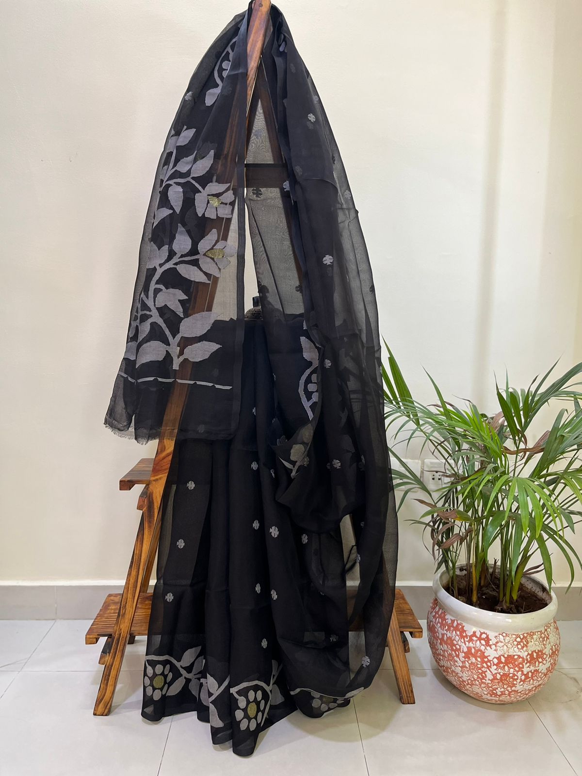 Pure Silk Jamdani Handloom saree - Black with Gold