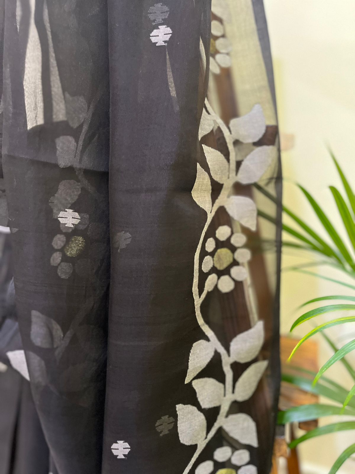 Pure Silk Jamdani Handloom saree - Black with Gold