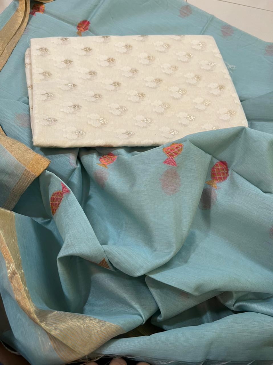 Handwoven cotton silk kurta with Pure Chanderi Silk Dupatta with fish buttis - White Sky Blue