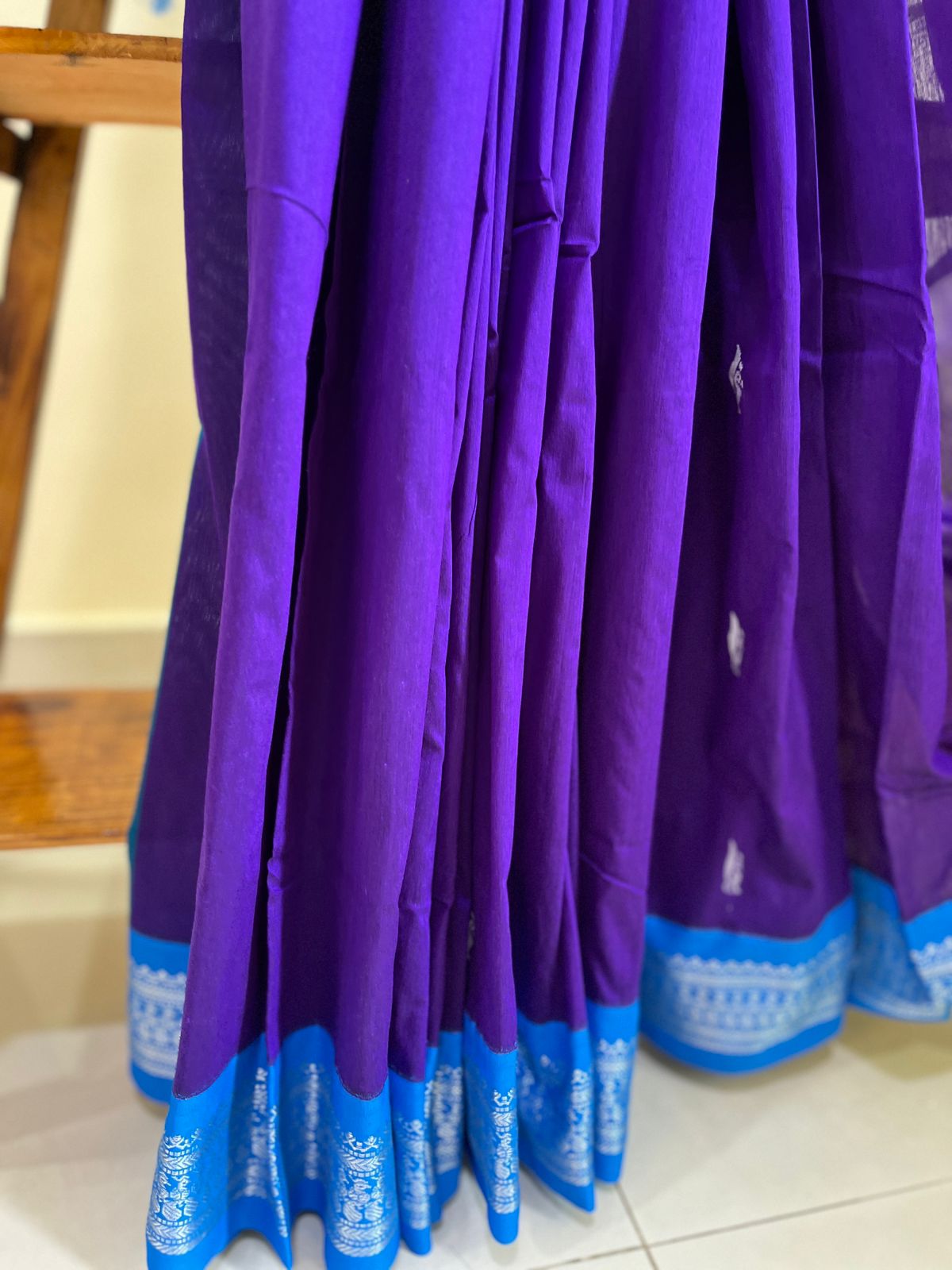 Vibrant handwoven Gadwal cotton Silk Saree - Deep Purple with Sky Blue