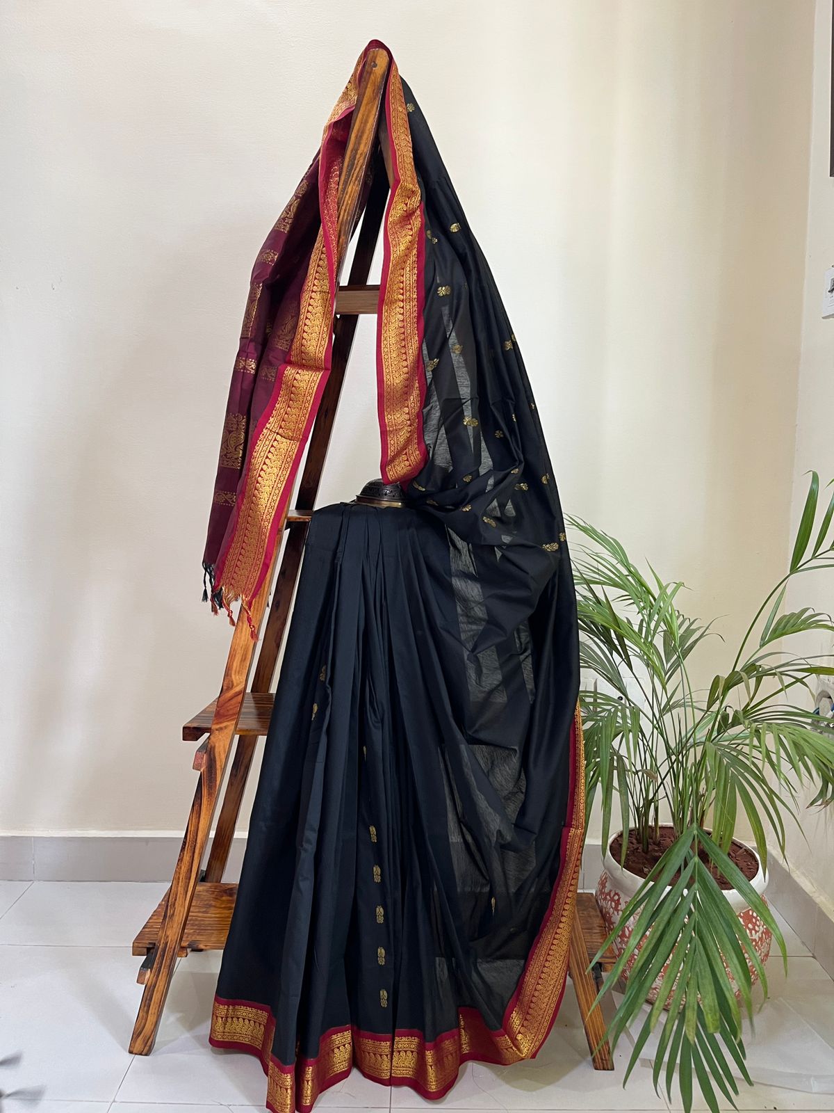 Vibrant handwoven Gadwal cotton Silk Saree - Black with Maroon red