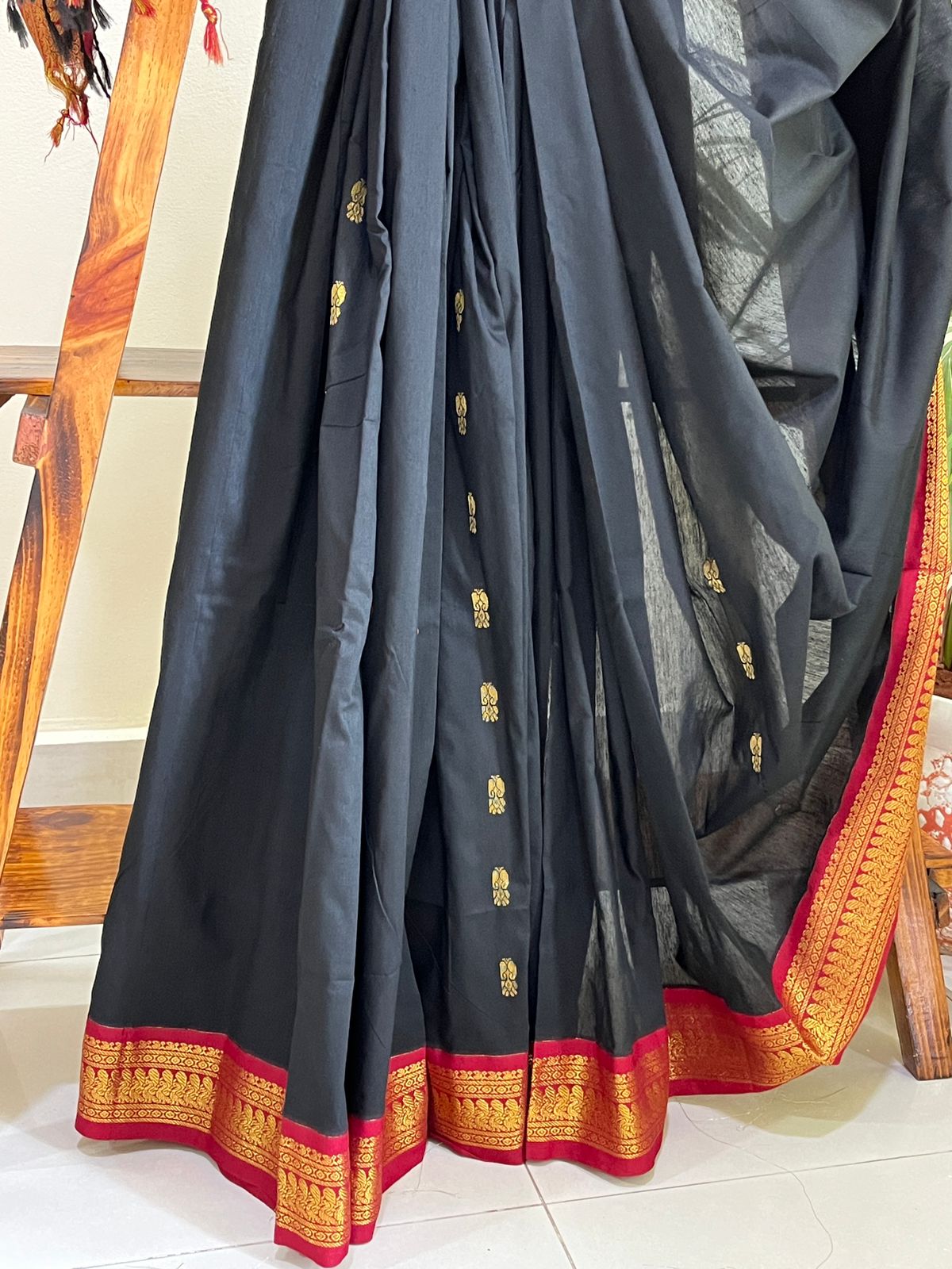 Vibrant handwoven Gadwal cotton Silk Saree - Black with Maroon red