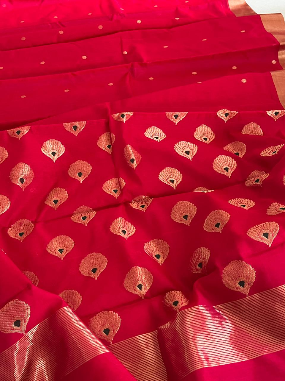 Pure Chanderi Silk Handwoven saree with buttis - Red