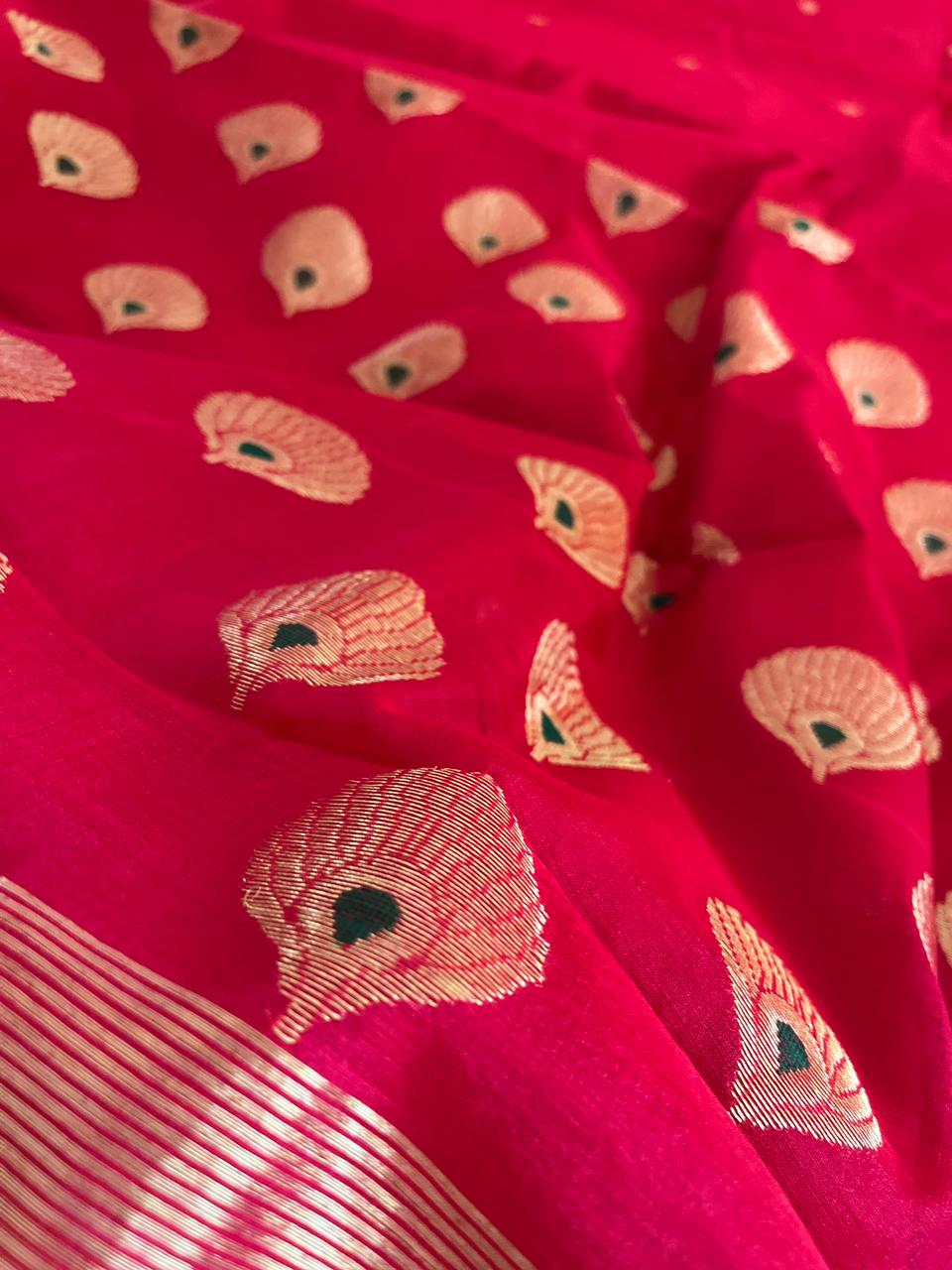 Pure Chanderi Silk Handwoven saree with buttis - Red