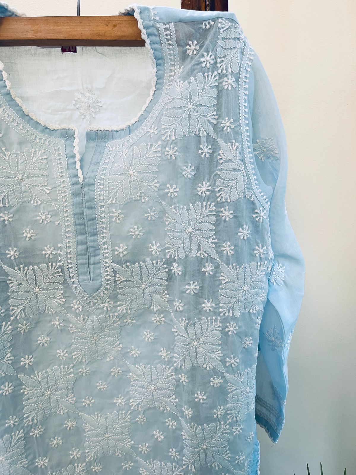 Short TopKurti - Pure Mul cotton hand embroidered Chikankari