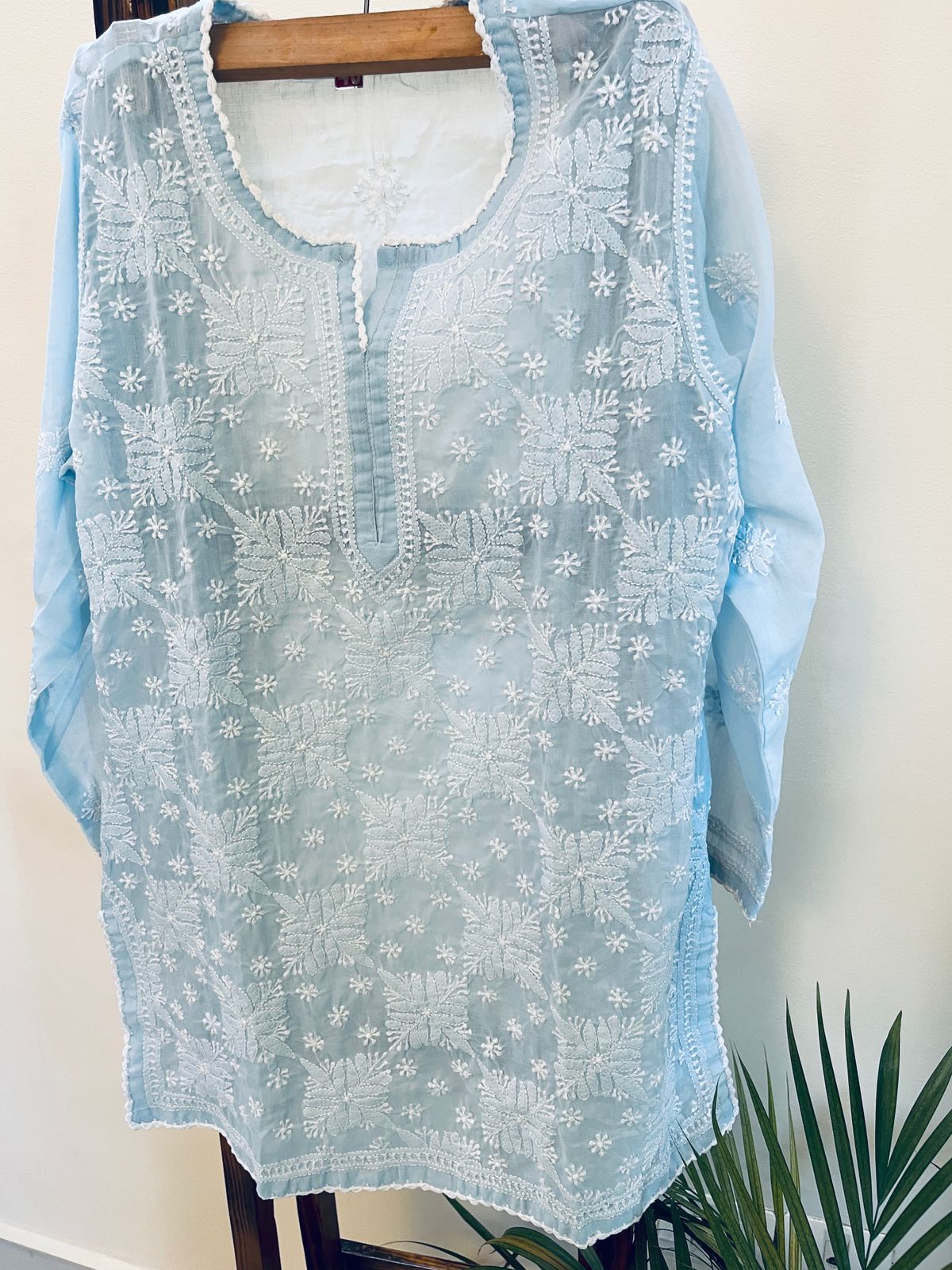 Short TopKurti - Pure Mul cotton hand embroidered Chikankari