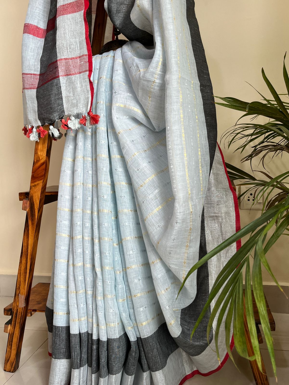 Beautiful handloom festive linen saree with intricate zari weaving- Icey Grey with Silver and Gold
