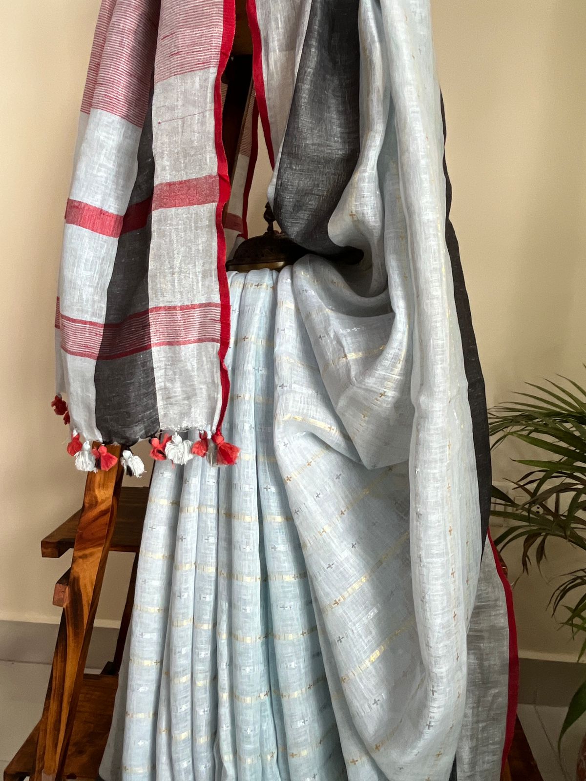 Beautiful handloom festive linen saree with intricate zari weaving- Icey Grey with Silver and Gold