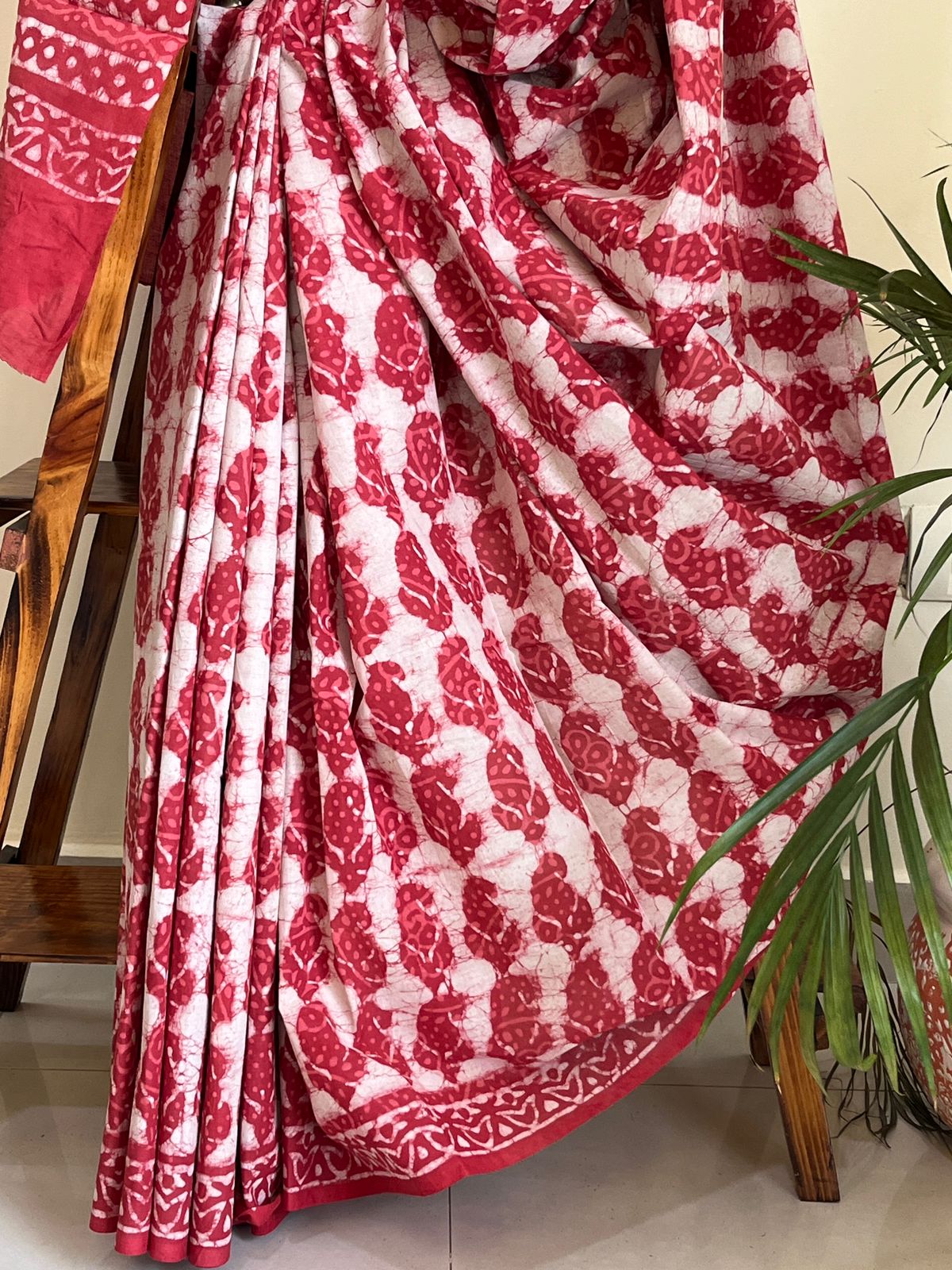 Pure Mul cotton sarees with handblock print - Red and White