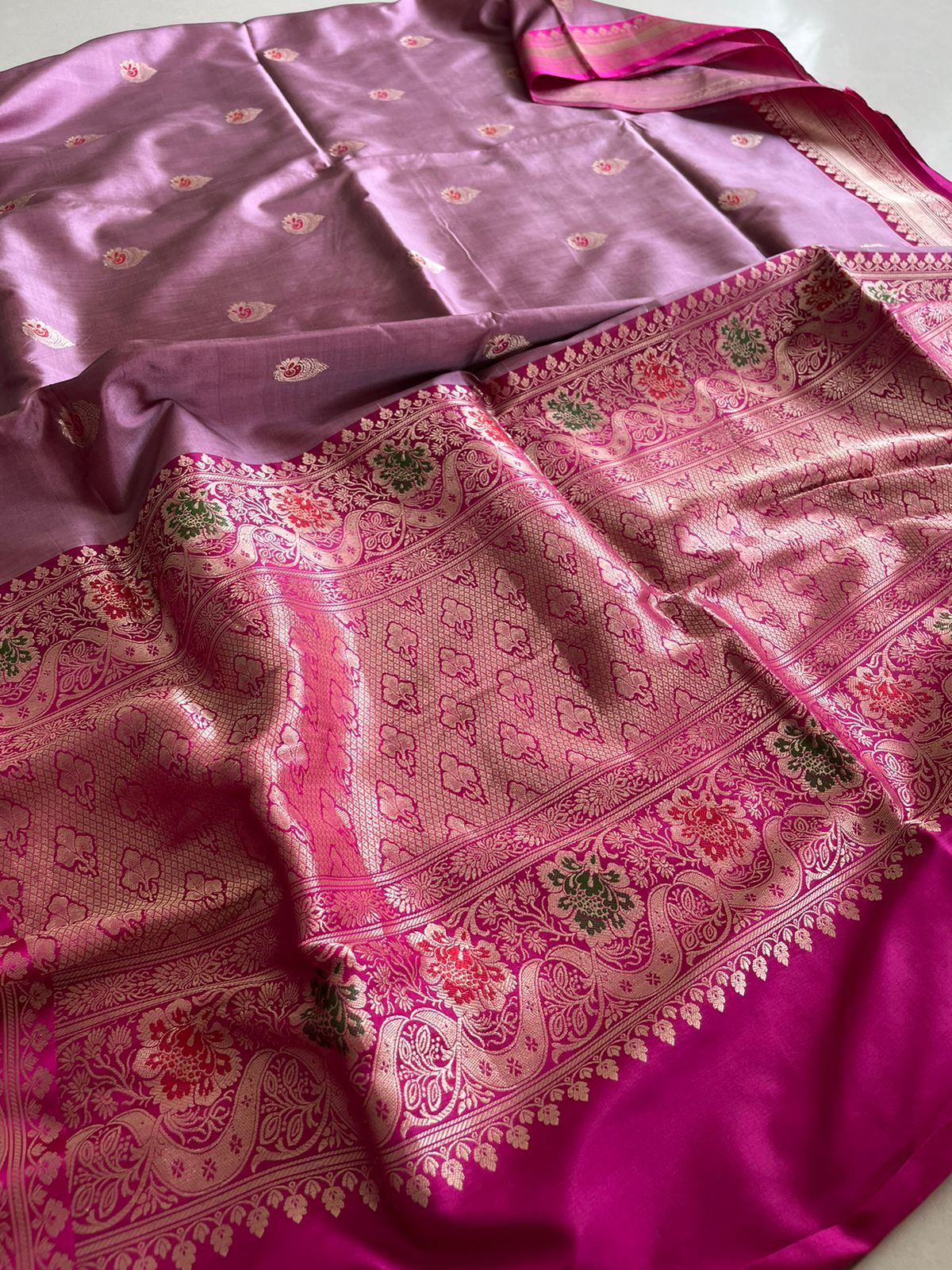 Pure Handloom Banarasi Katan Silk saree - Onion Pink with Magenta