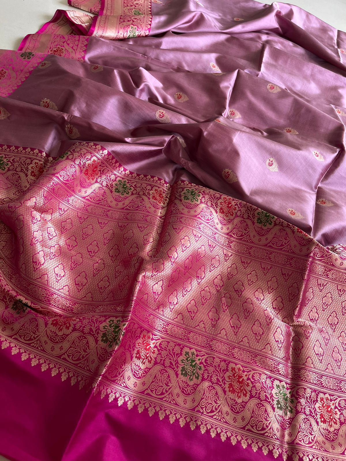 Pure Handloom Banarasi Katan Silk saree - Onion Pink with Magenta