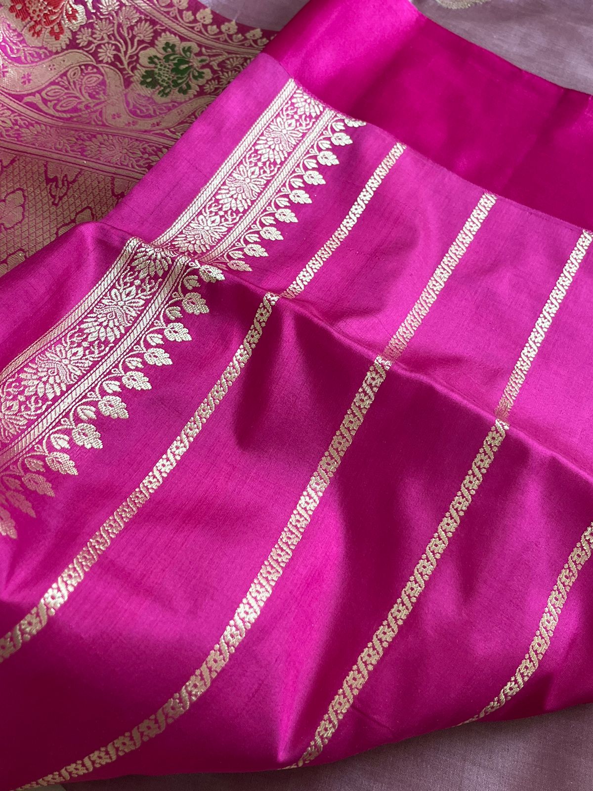 Pure Handloom Banarasi Katan Silk saree - Onion Pink with Magenta