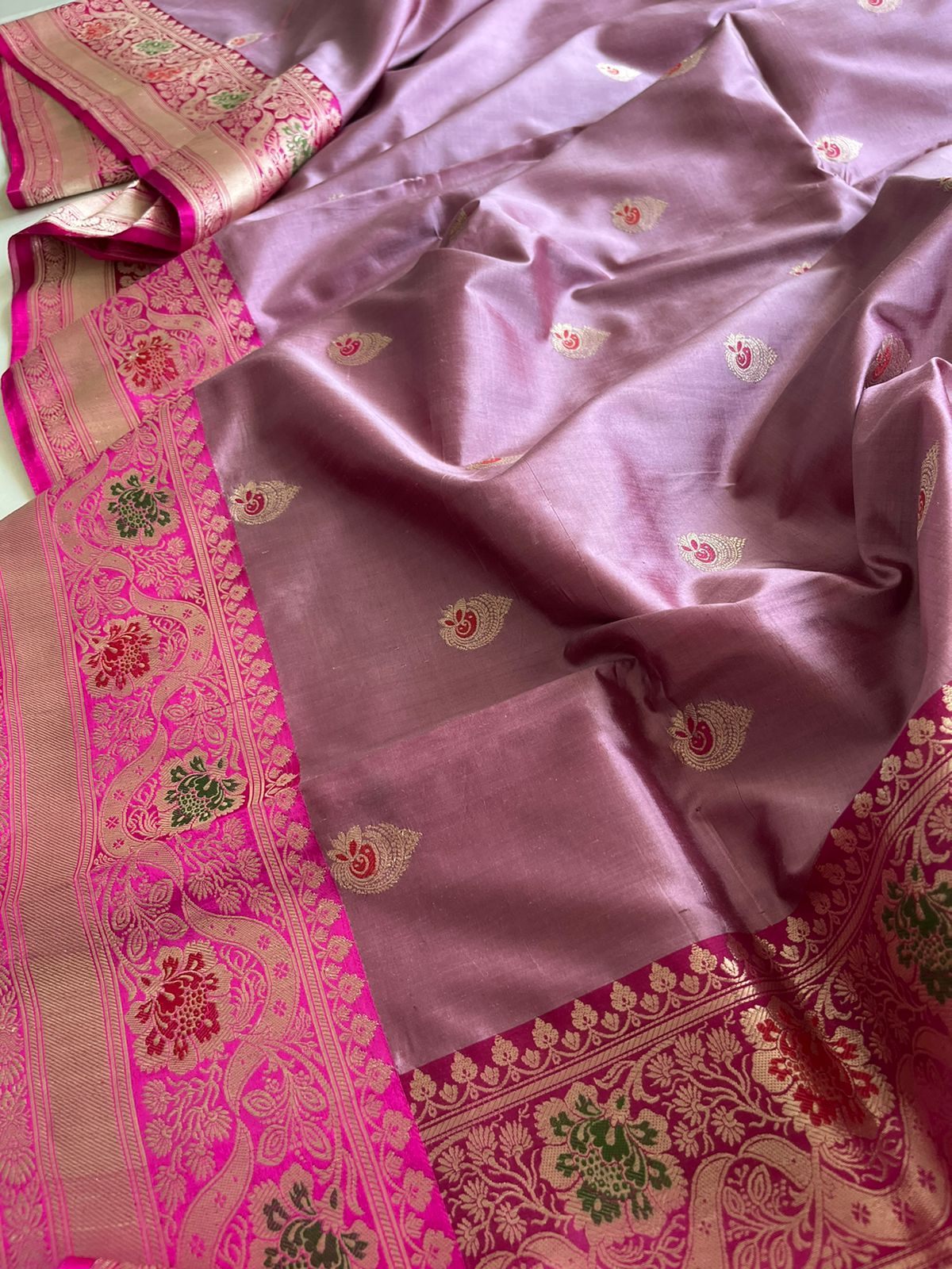 Pure Handloom Banarasi Katan Silk saree - Onion Pink with Magenta