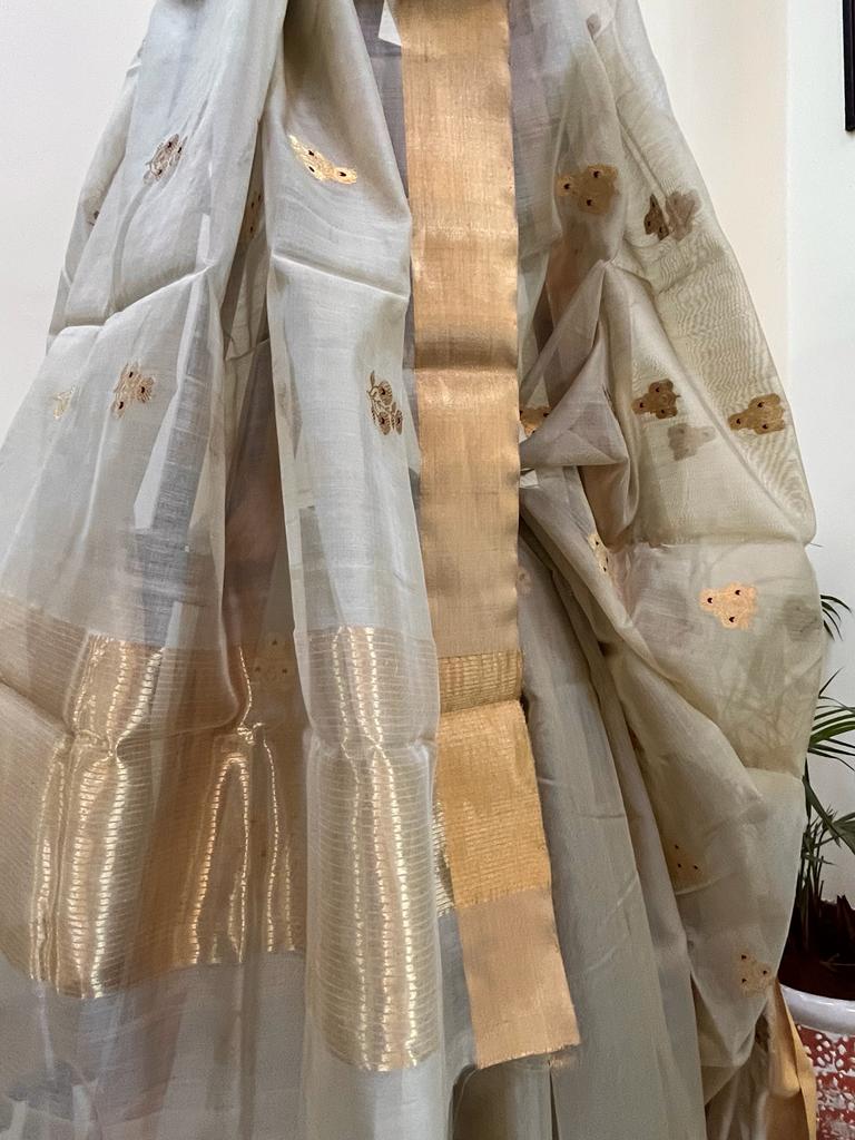 Pure Chanderi Silk Handwoven saree with buttis - Beige with Gold