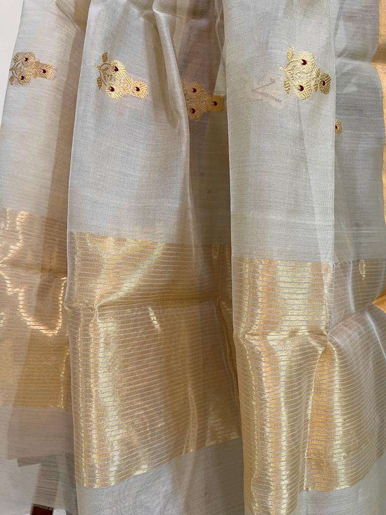Pure Chanderi Silk Handwoven saree with buttis - Beige with Gold