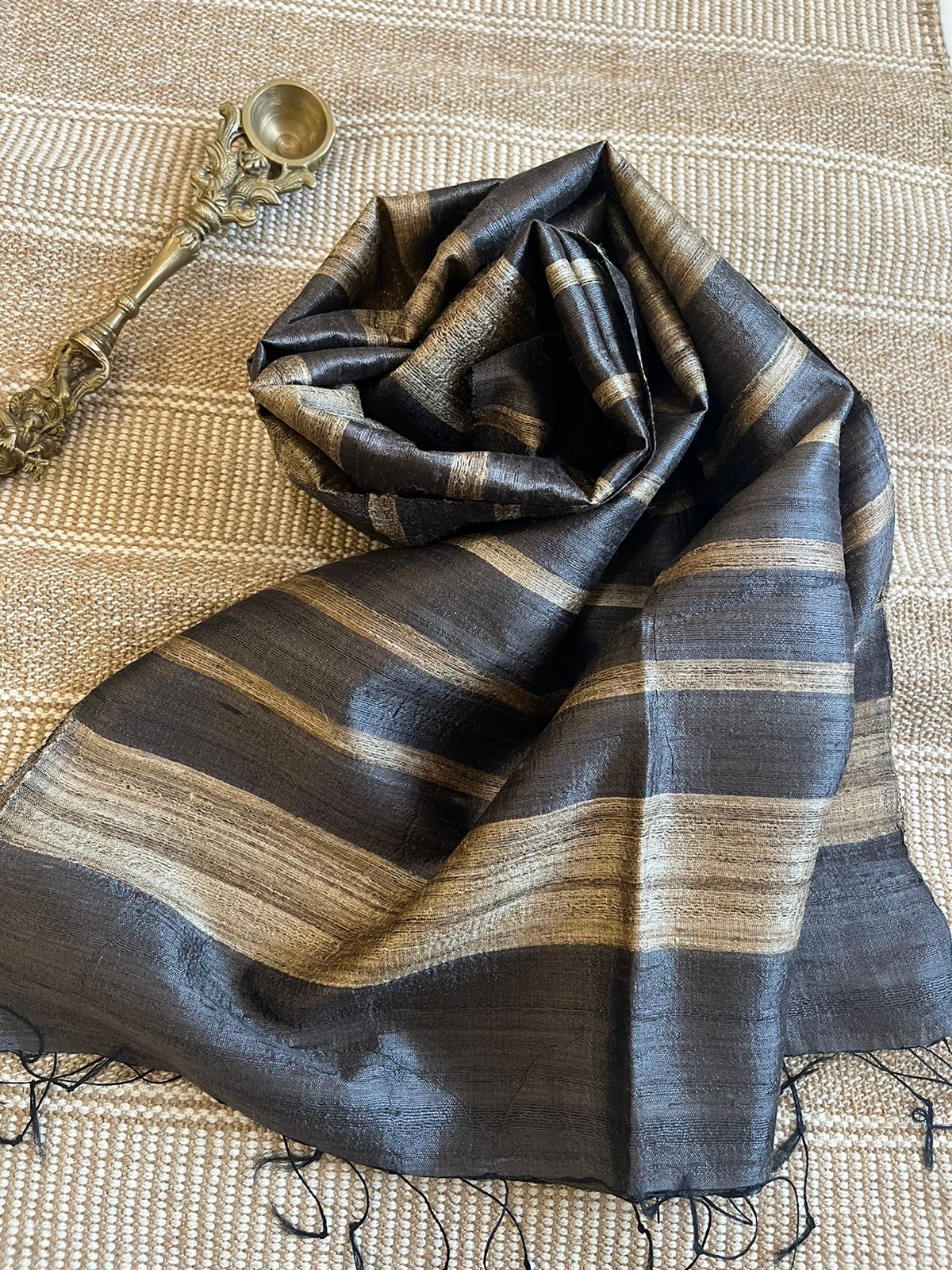 Vibrant pure Raw Silk Stole - striped - Grey