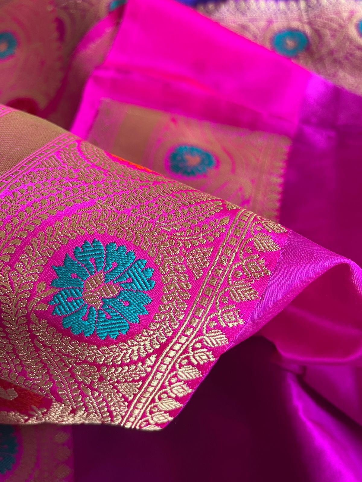 Pure Handloom Banarasi Katan Silk saree - Blue with Magenta