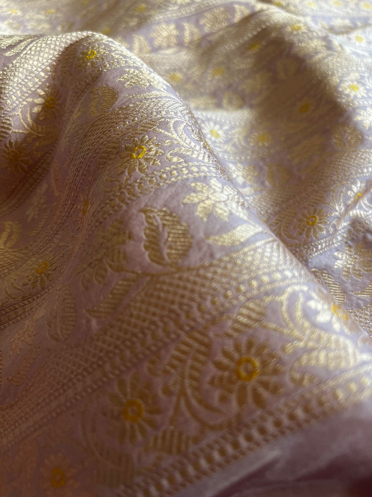 Pure Handloom Banarasi Katan Silk saree - Lavender